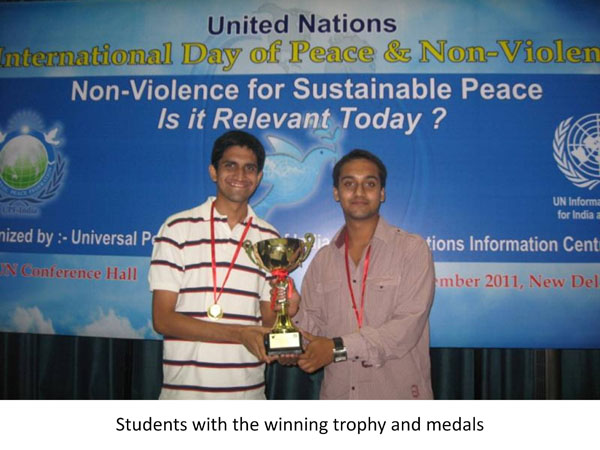 india-nonviolence--idp2011-3908p3_15